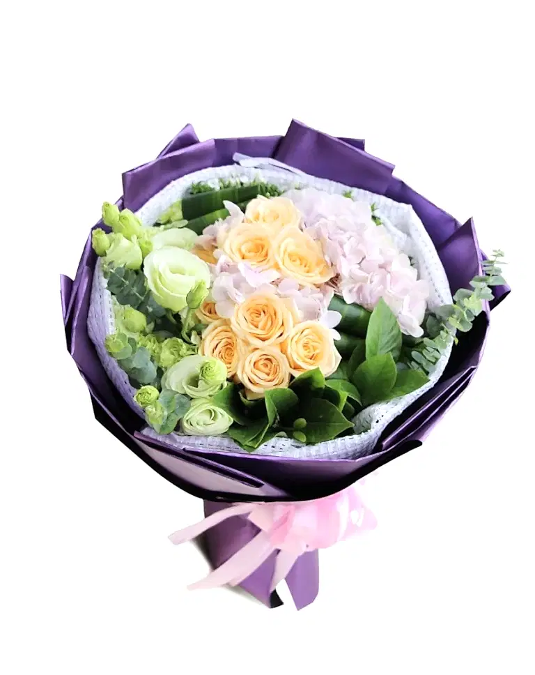 Mixed Flowers Bouqueta