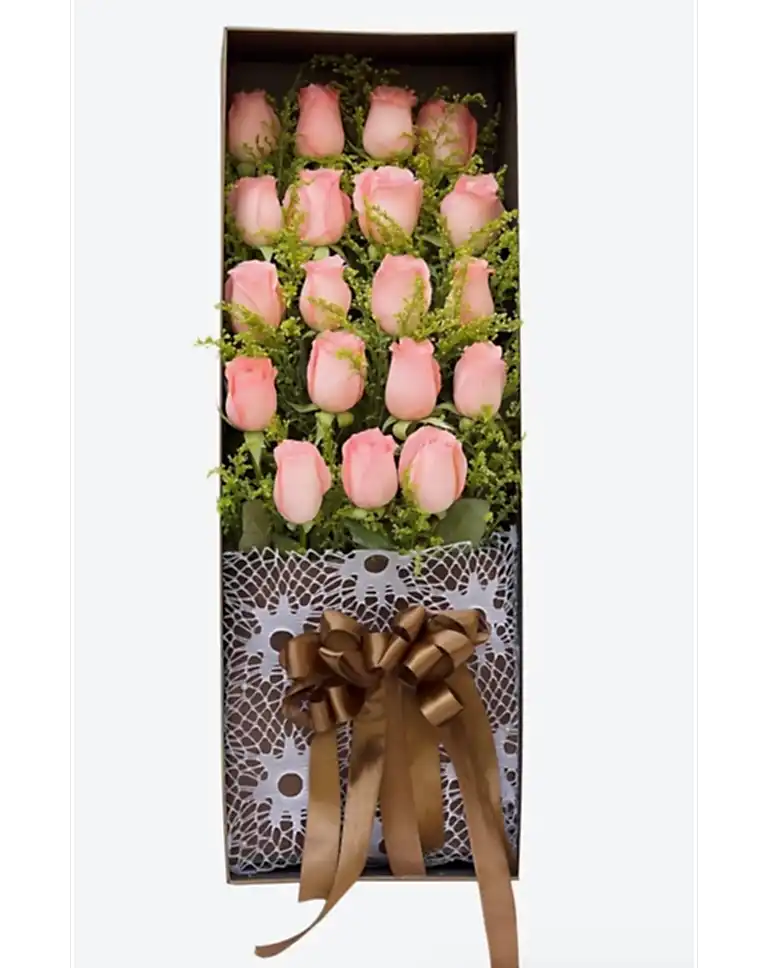 19 Pink Roses in Luxuy Boxa