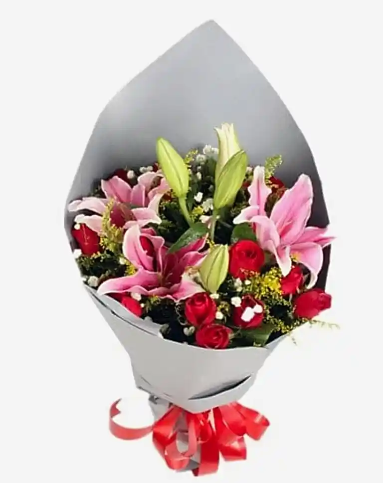 19 Red Roses with 6 liliesa